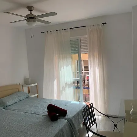 Carihuela 74 Appartement *